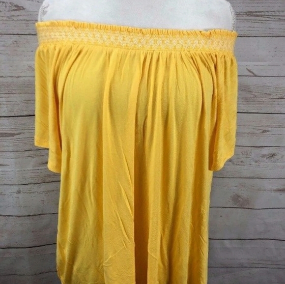 SOLD ON MERCARI DO NOT BUY - Picture 3 of 4